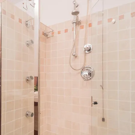 Filanda - Lakefront In By Rent