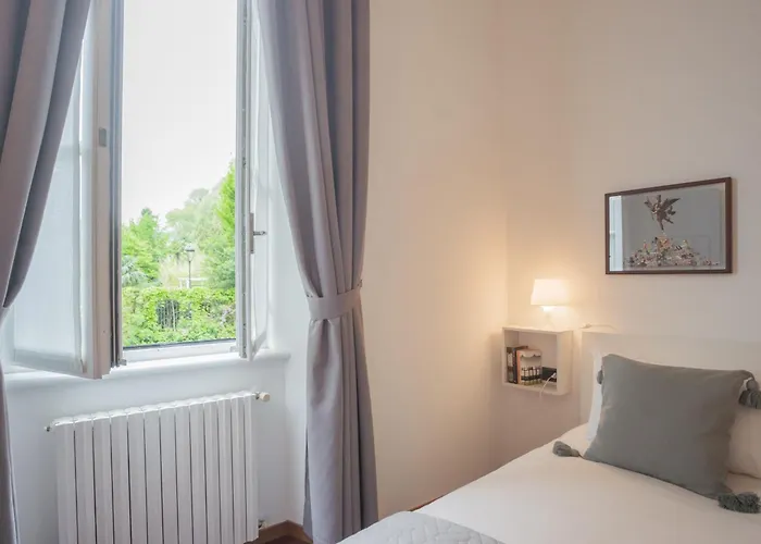 Filanda - Lakefront In By Rent Apartment