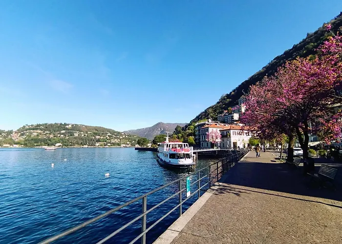 Filanda - Lakefront In By Rent * 코모