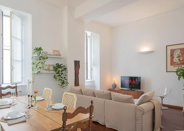 Filanda - Lakefront In By Rent 아파트 코모